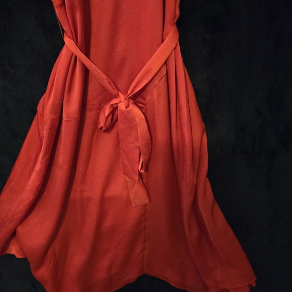 Vincent camuto halter neck maxi dress with asymmetrical hem - Picture 6 of 11